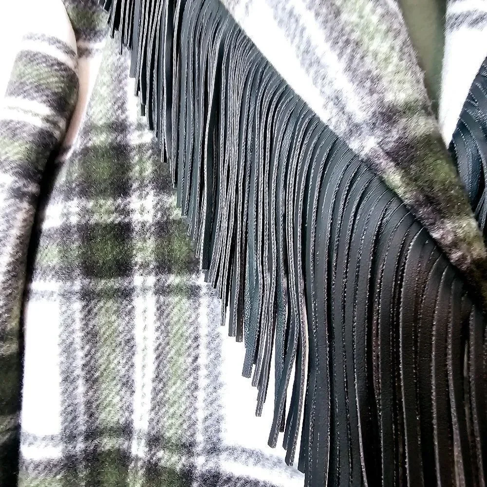 NWT BlankNYC Fringe Collar Green Scotland Plaid Oversized Winter Coat Size M